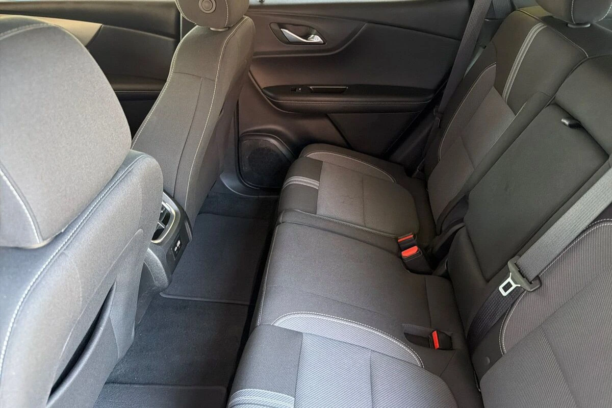 2025 Chevrolet Blazer 2LT - Photo 12