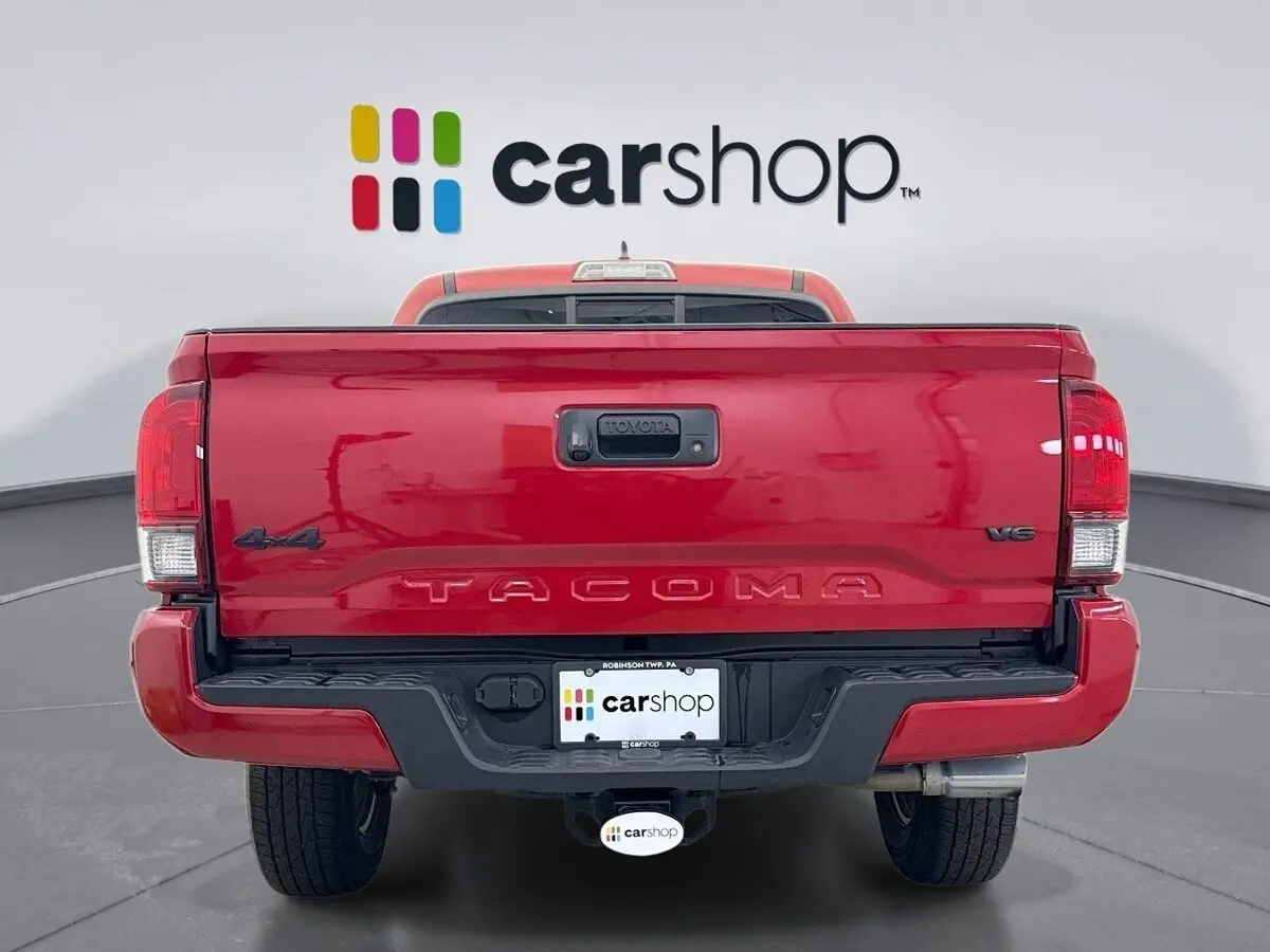 2023 Toyota Tacoma 4x4 SR photo 4