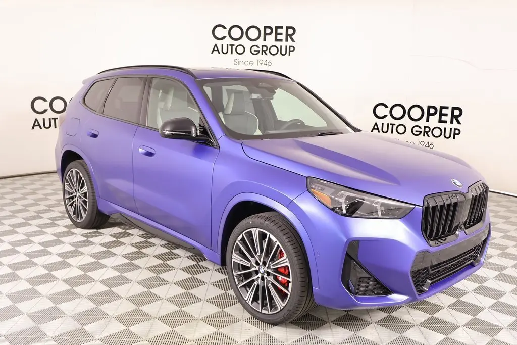 2026 BMW X1 28i's photo