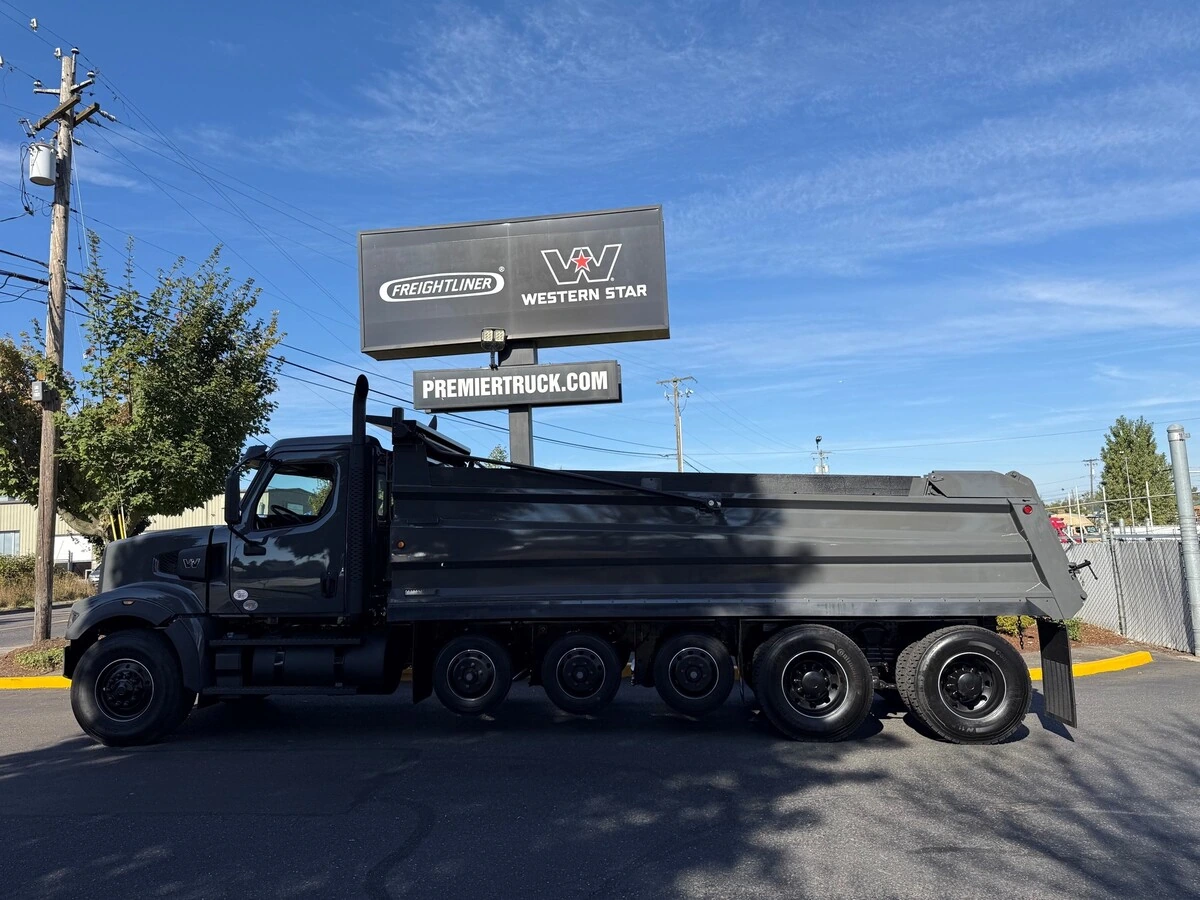 2027 Western Star 49X — photo 7