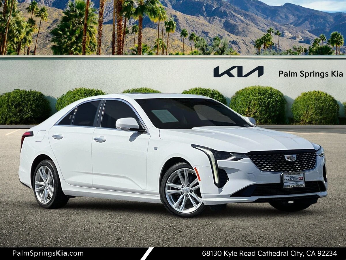 2022 Cadillac CT4