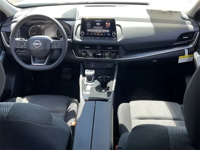 2026 Nissan Rogue SV photo 18