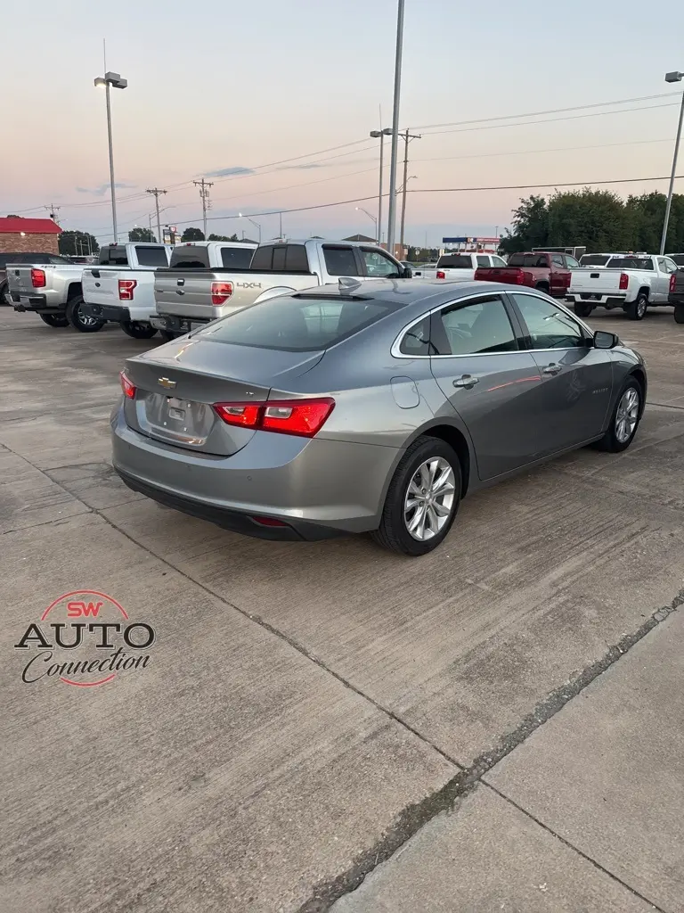 2024 Chevrolet Malibu 1LT photo 6