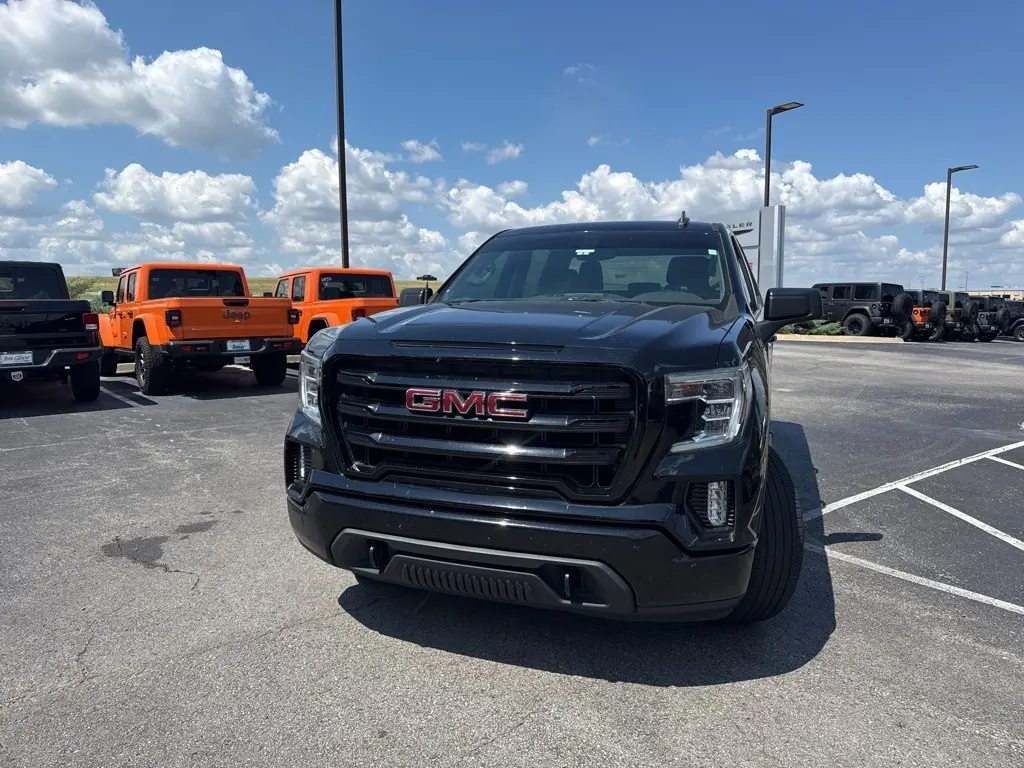 2020 Gmc Sierra 1500 Elevation photo 3
