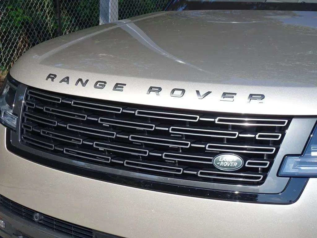 2023 Land Rover Range Rover SE - Photo 9