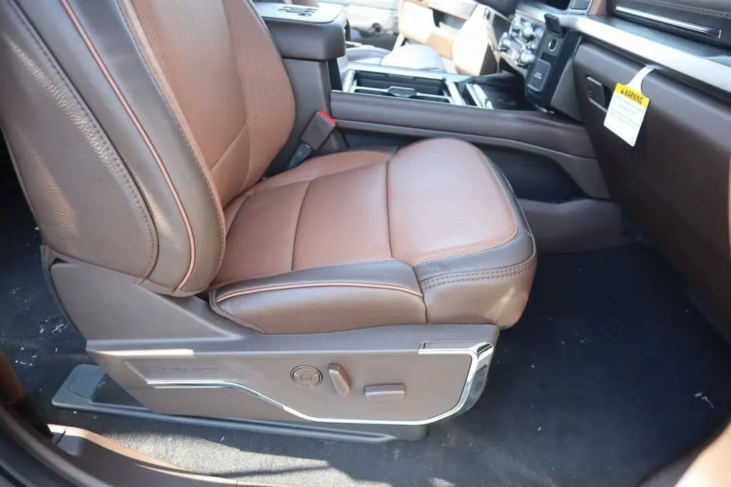 2026 Ford F-250 King Ranch photo 14