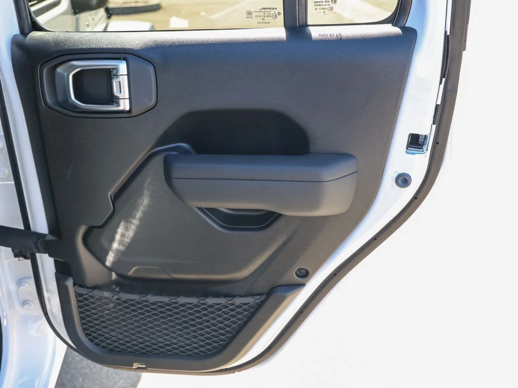 2026 Jeep Wrangler 4-Door Sport - Photo 19