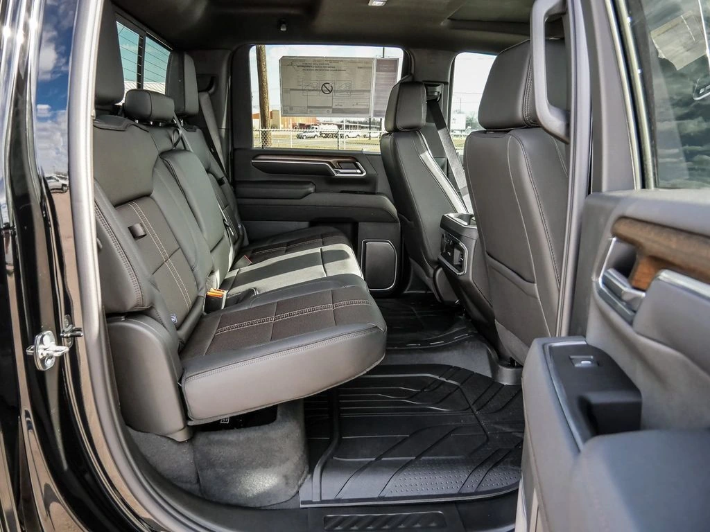 2026 Chevrolet Silverado 2500 HD High Country - Photo 24