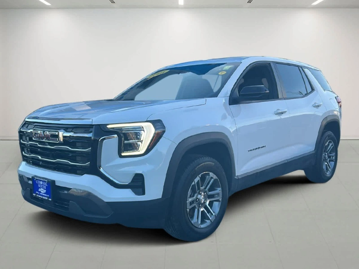 2025 GMC Terrain Elevation's photo