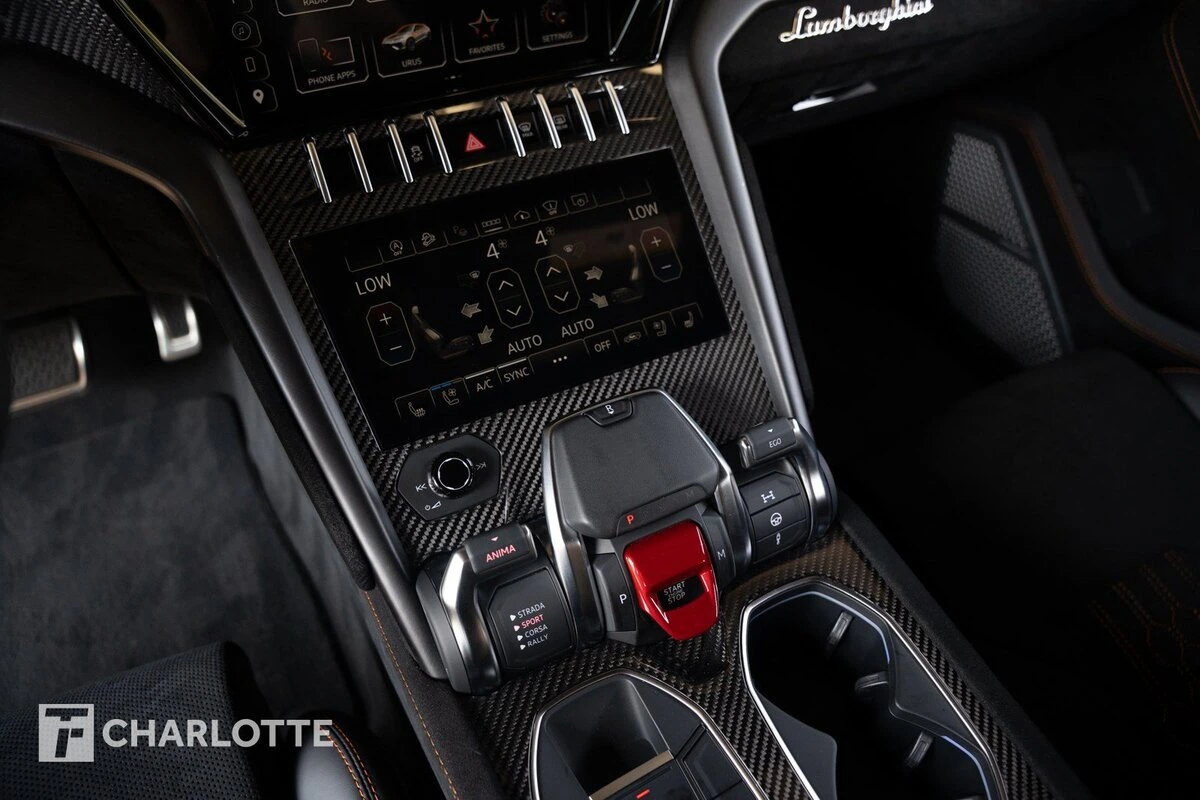 2023 Lamborghini Urus Performante - Photo 28