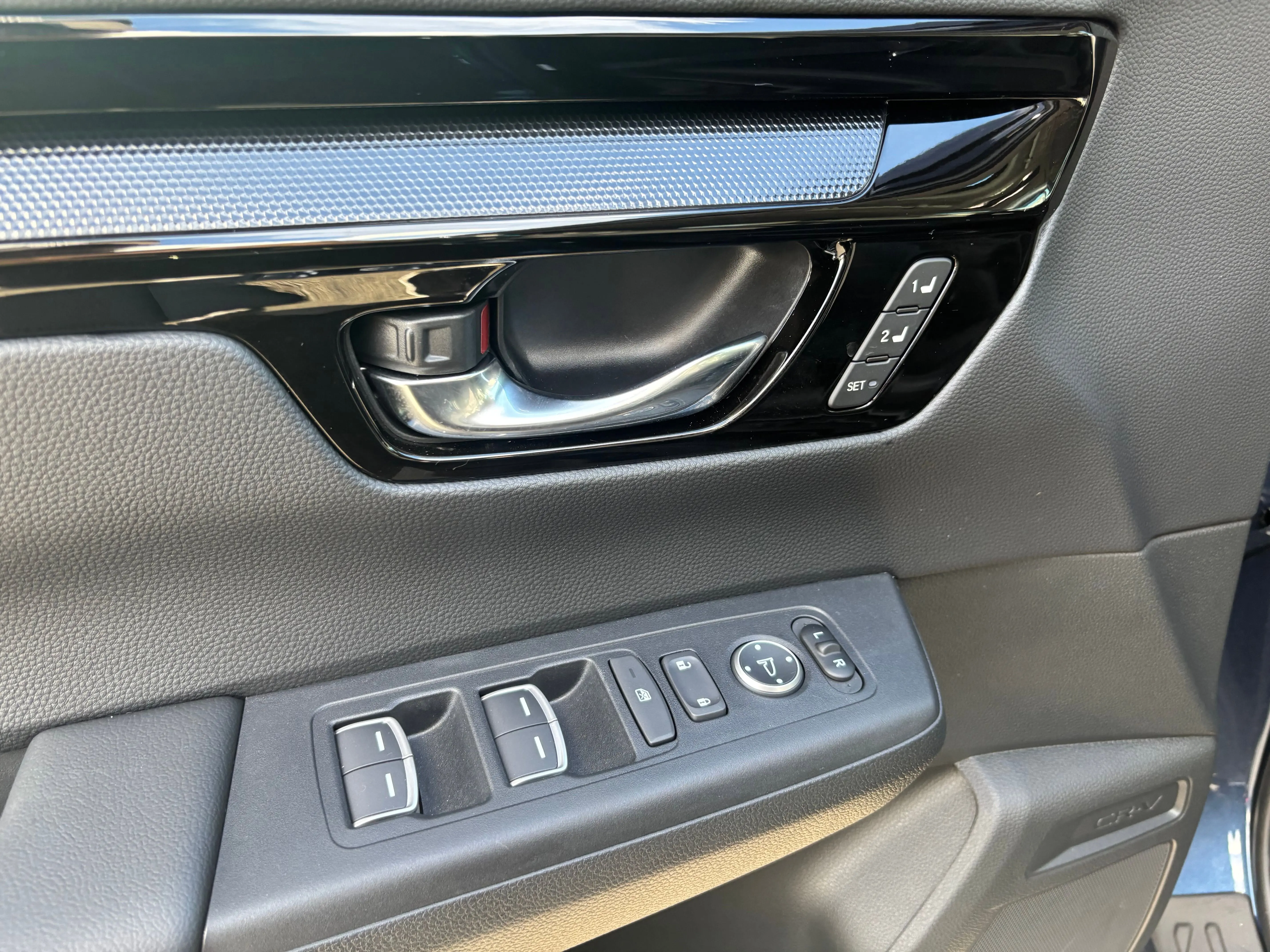 2025 Honda CR-V EX-L photo 8