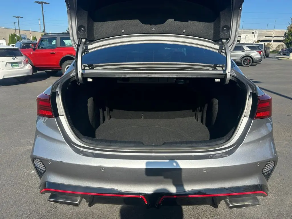 2023 Kia Forte GT photo 22