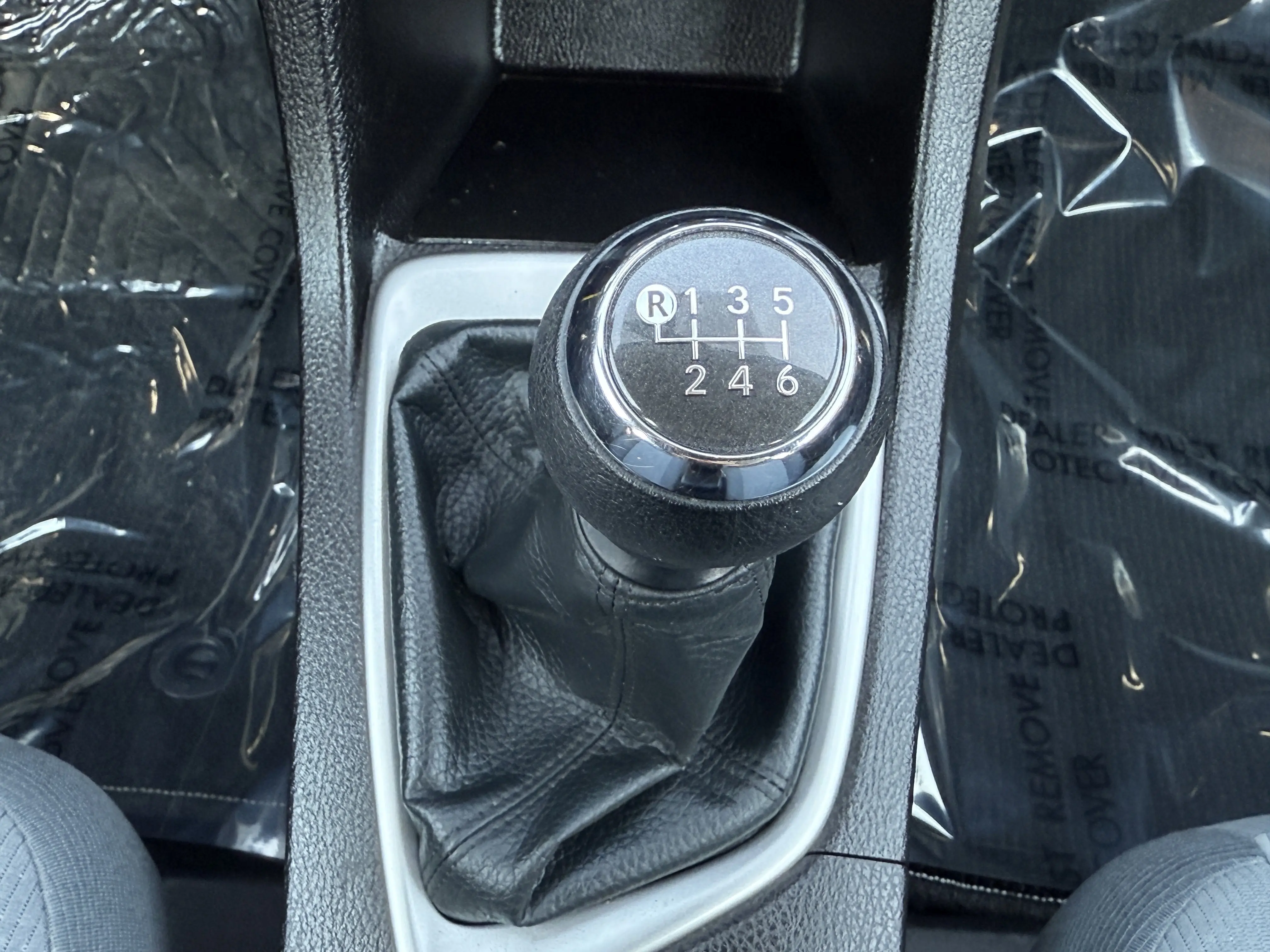 2014 Toyota Corolla L photo 15