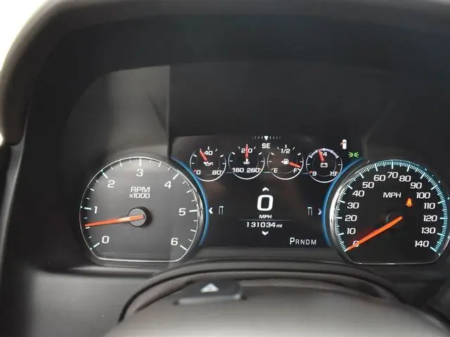 2016 Chevrolet Suburban LTZ photo 14