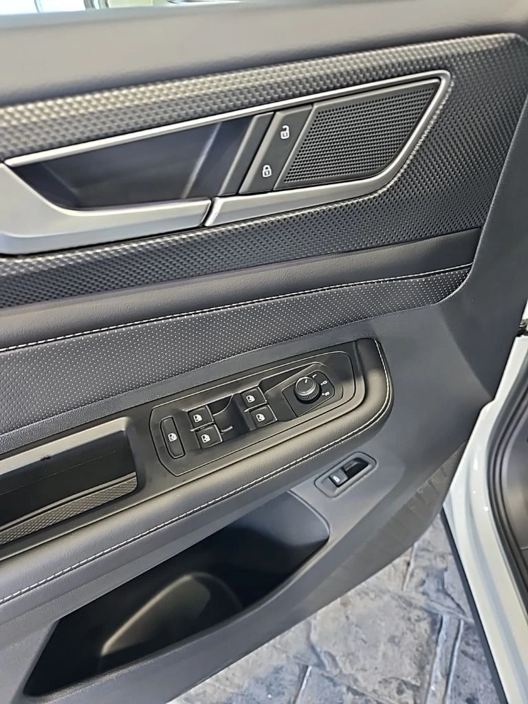 2026 Volkswagen Atlas Cross Sport SEL R-LINE - Photo 27