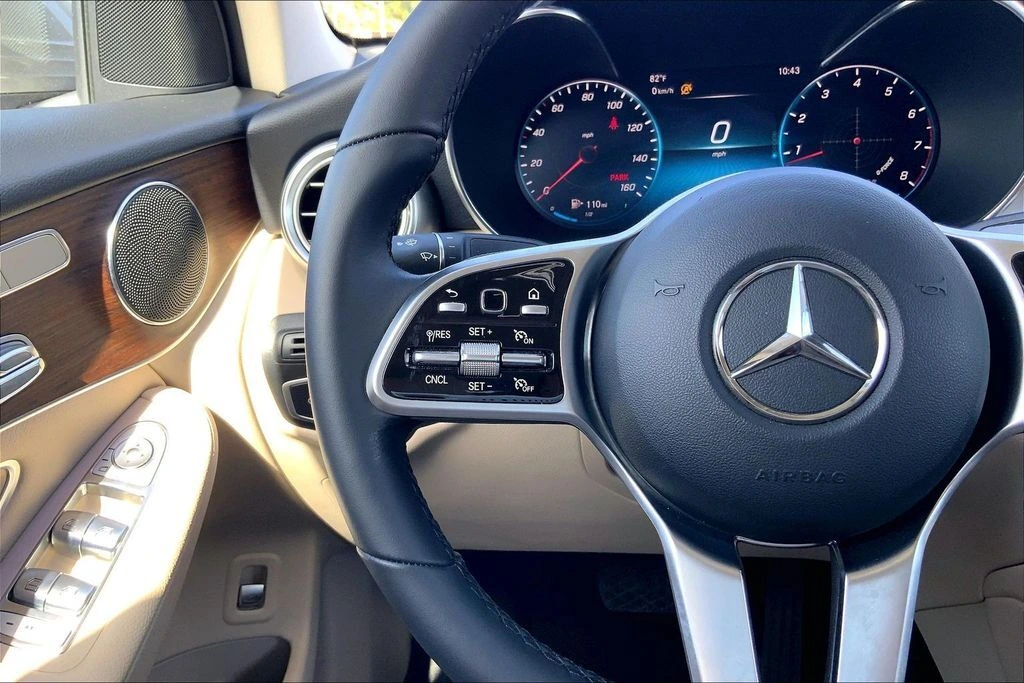 2023 Mercedes-Benz GLC Coupe GLC300 - Photo 18