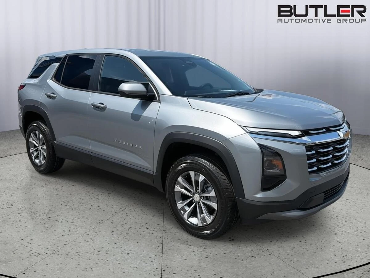 2026 Chevrolet Equinox LT - Photo 8