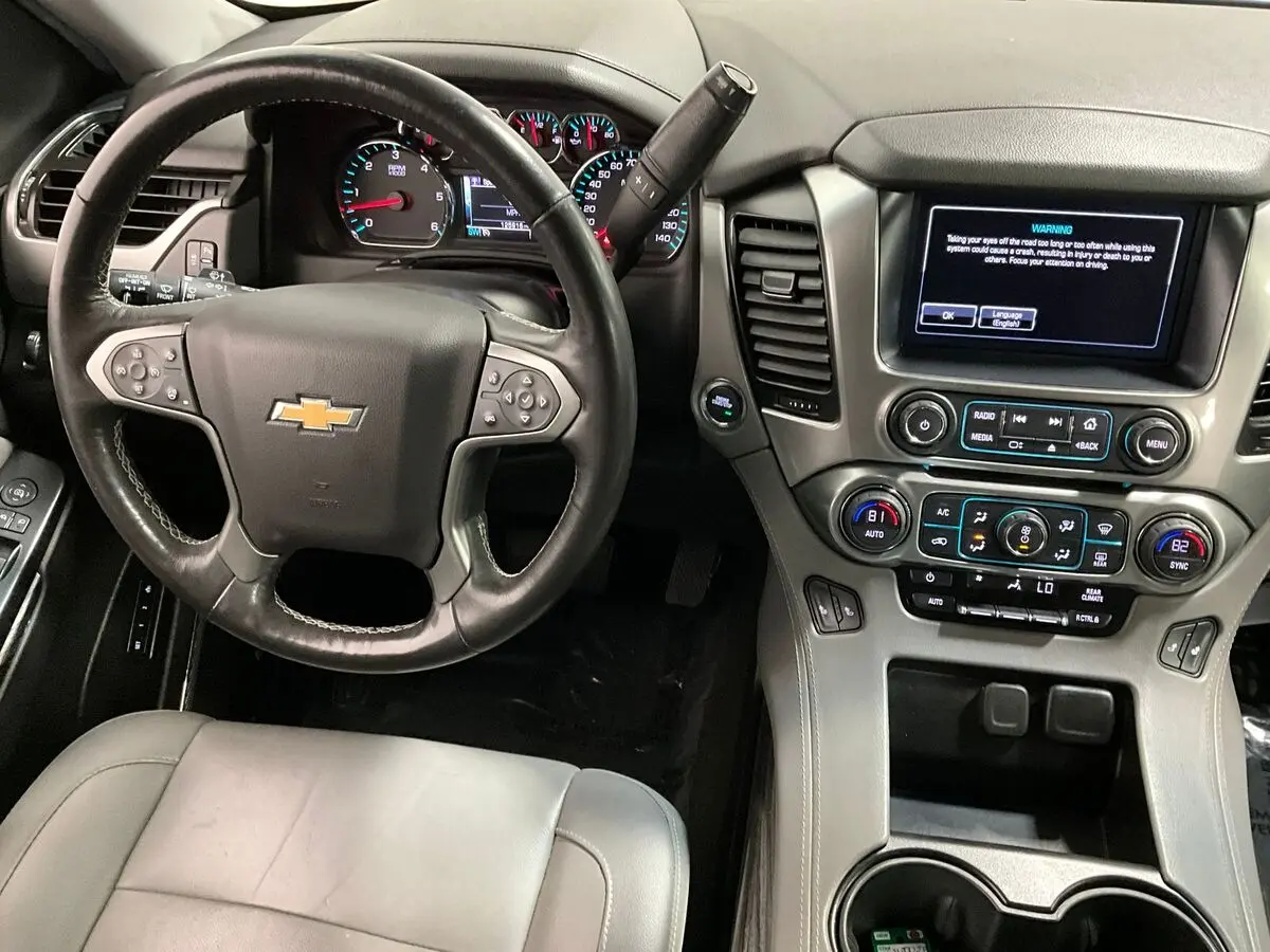 2018 Chevrolet Tahoe LT photo 4