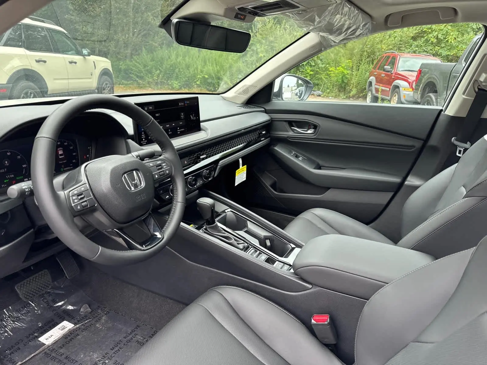 2025 Honda Accord Hybrid EX-L photo 12
