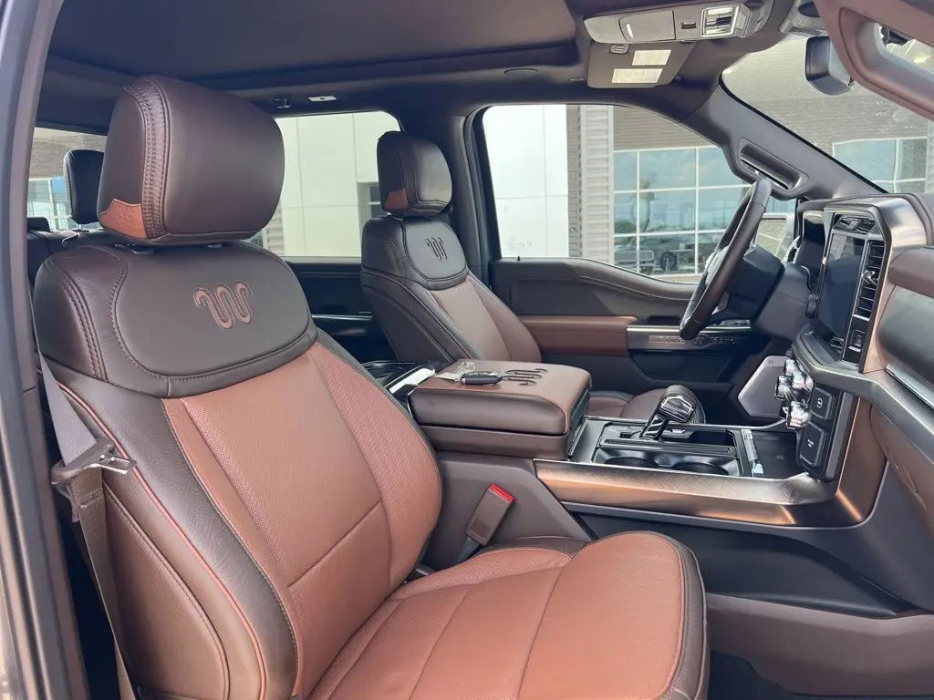 2025 Ford F-150 King Ranch photo 17