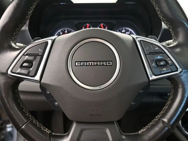 2023 Chevrolet Camaro 1LT photo 21