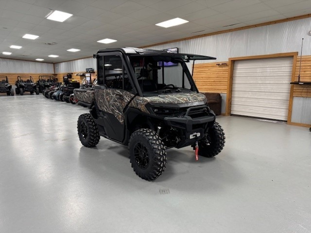 2026 Can-Am Defender Limited HD11