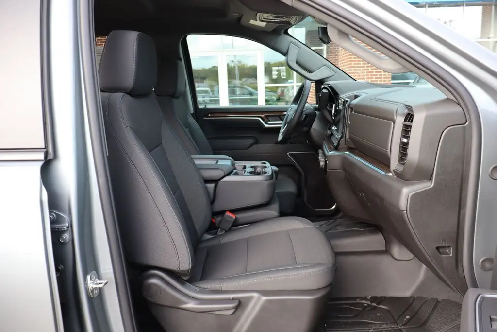 2026 Chevrolet Silverado 1500 RST photo 45