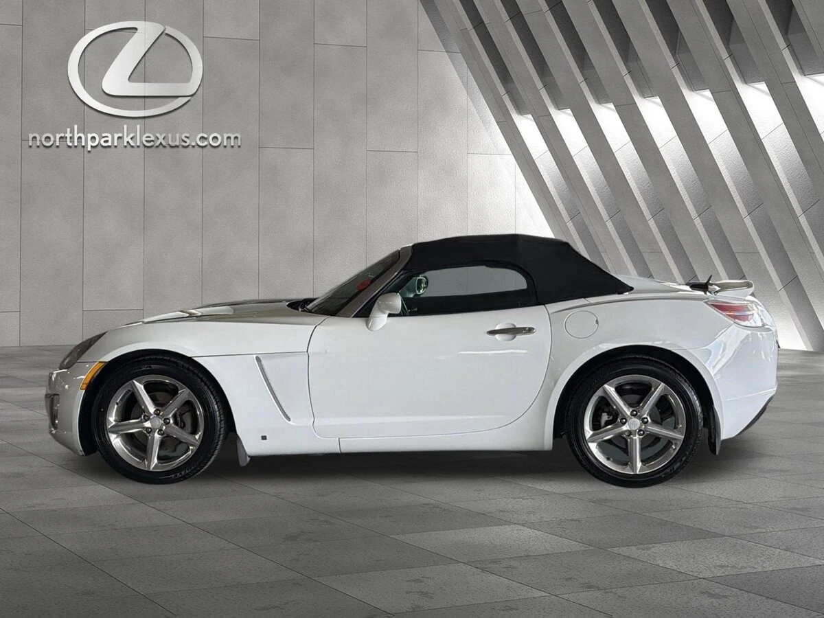 2008 Saturn Sky Red Line's photo