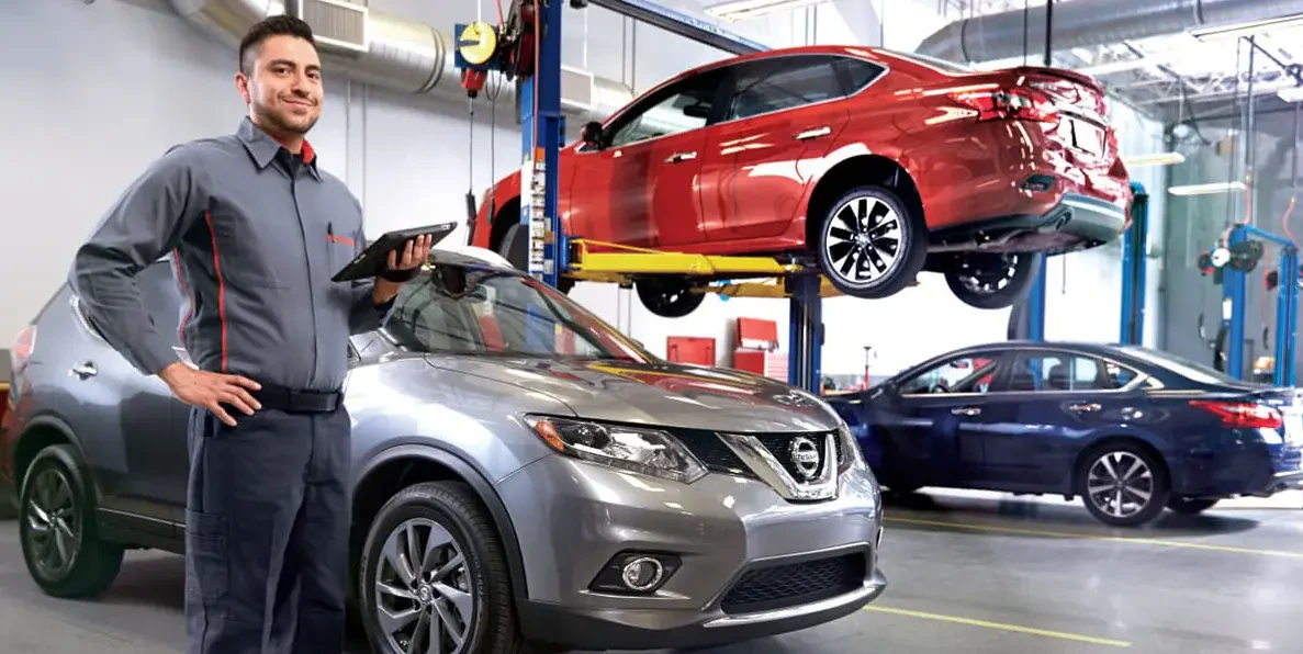 Mentor Nissan service technicians