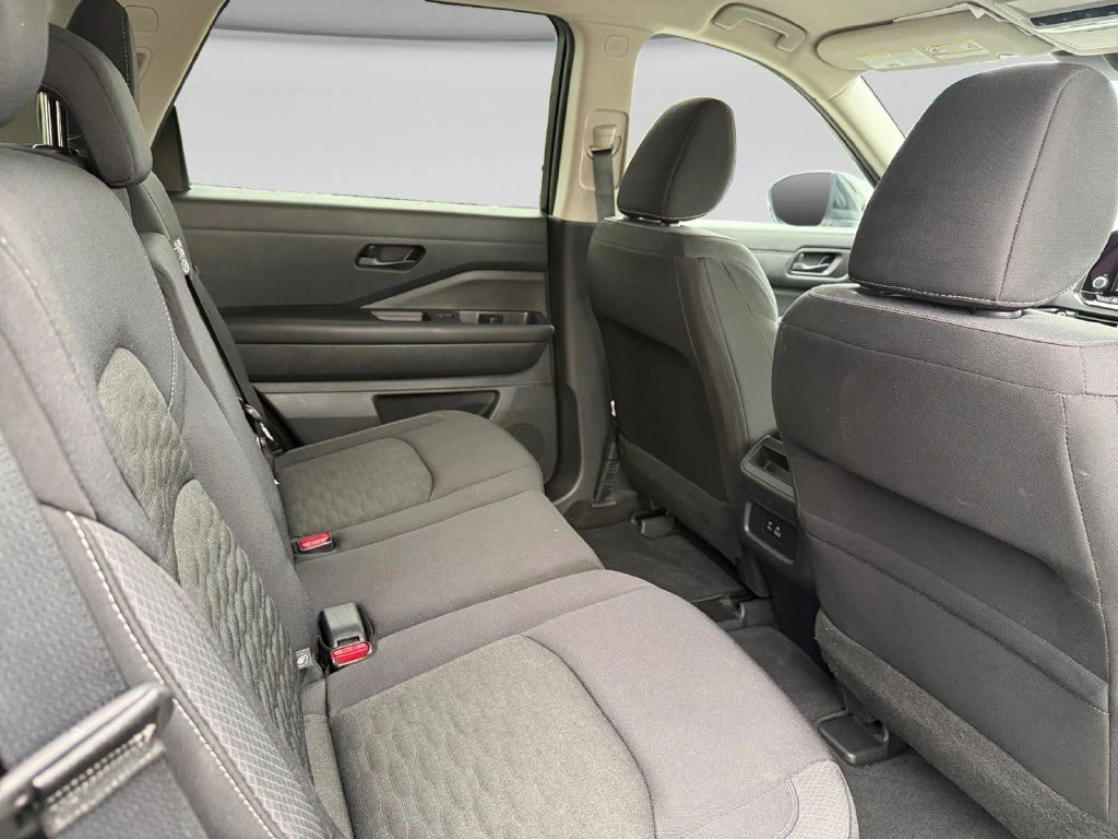 2024 Nissan Pathfinder S - Photo 18