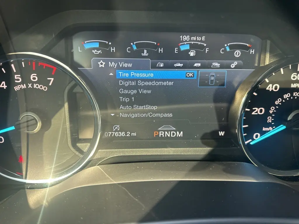 2020 Ford F-150 Platinum photo 13