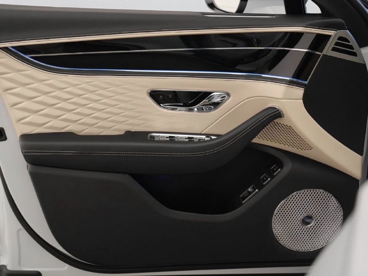 2026 Bentley Flying Spur Azure - Photo 21