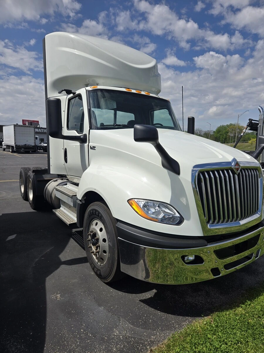 2022 International LT in Louisville, KY