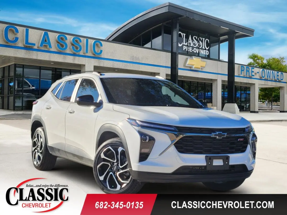 2025 Chevrolet Trax RS