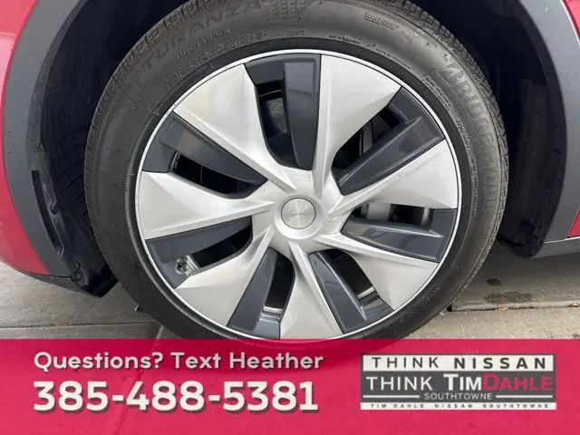 2020 Tesla Model Y Long Range photo 17
