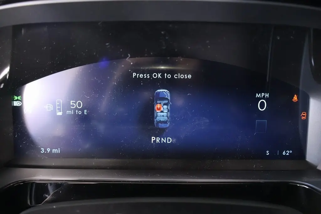 2026 Lincoln Corsair Premiere photo 4