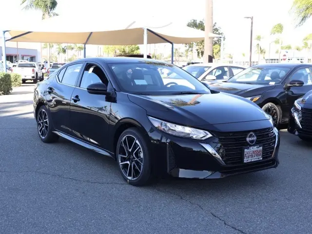 2025 Nissan Sentra SR