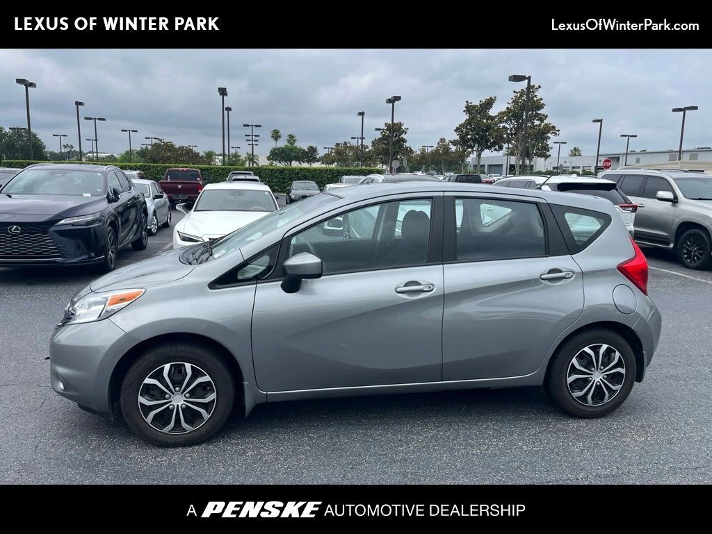 2015 Nissan Versa Note 1.6 S MT's photo