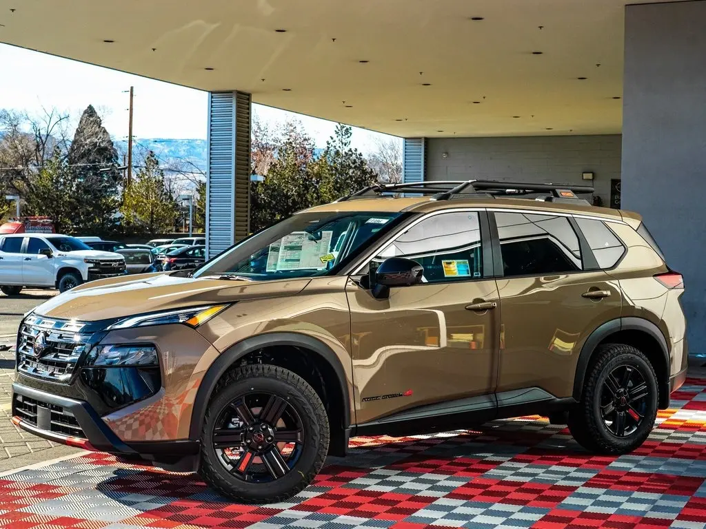 2026 Nissan Rogue Rock Creek's photo