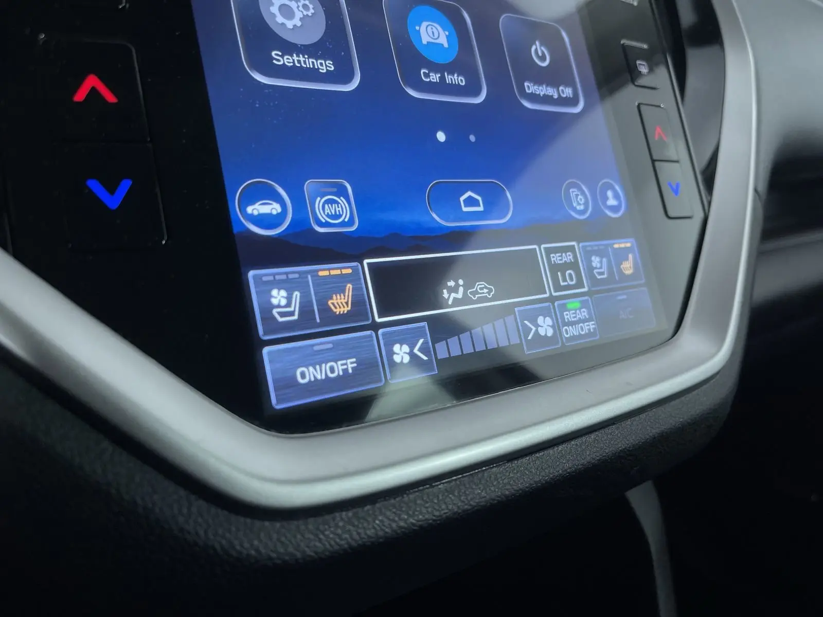 2023 Subaru Ascent Touring photo 18