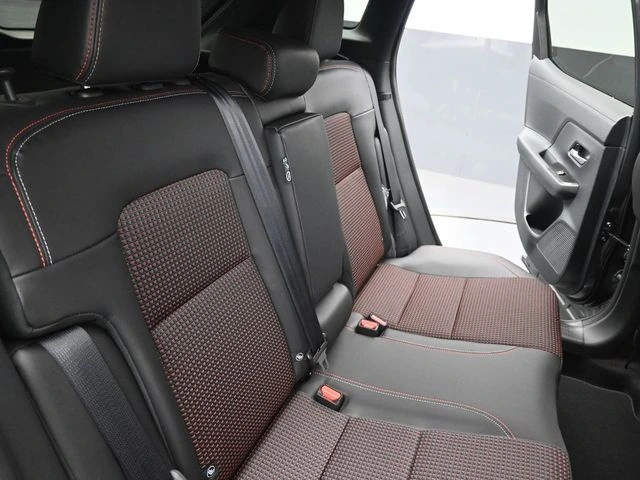 2026 Nissan KICKS SR - Photo 24