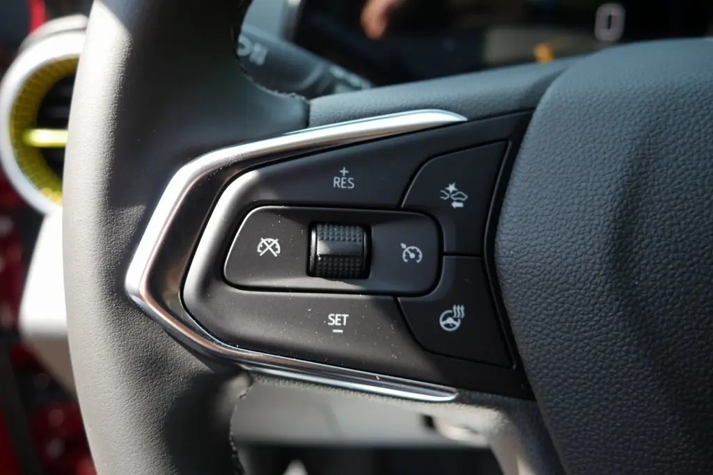 2026 Chevrolet Trax LT photo 12
