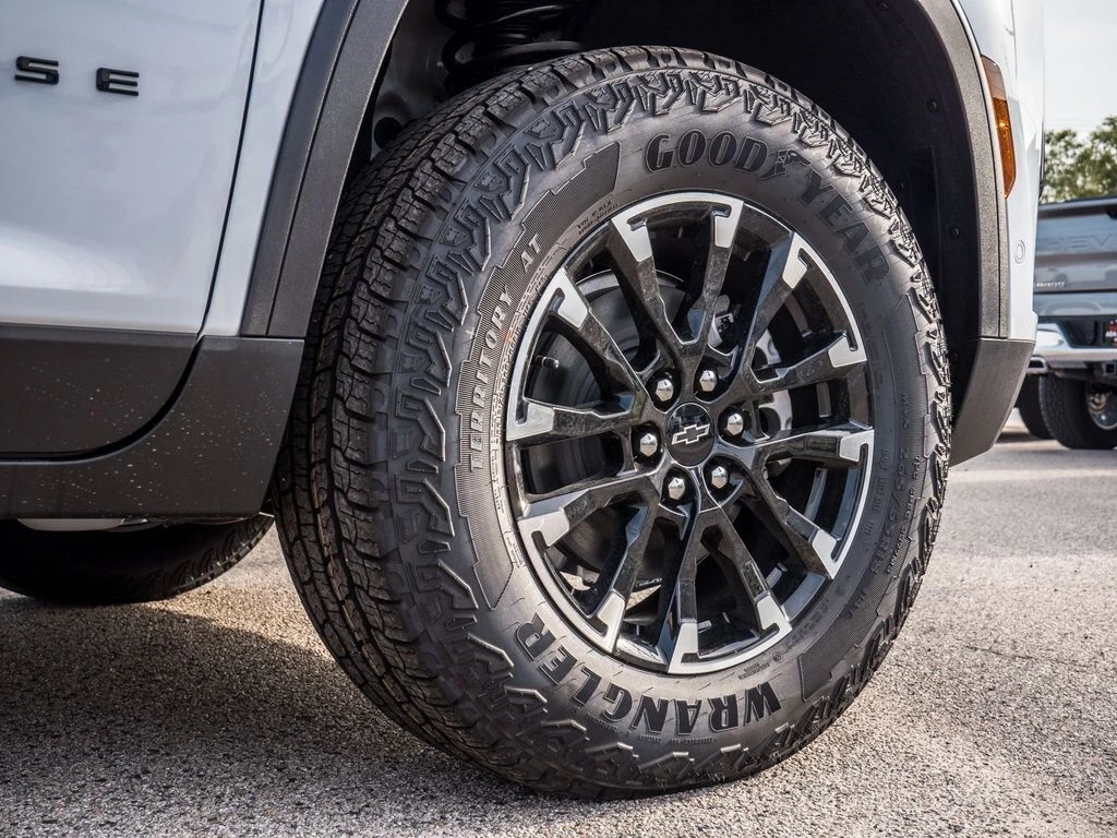 2026 Chevrolet Traverse Z71 - Photo 9