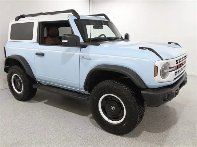 2023 Ford Bronco 2-Door Heritage Limited Edition's photo