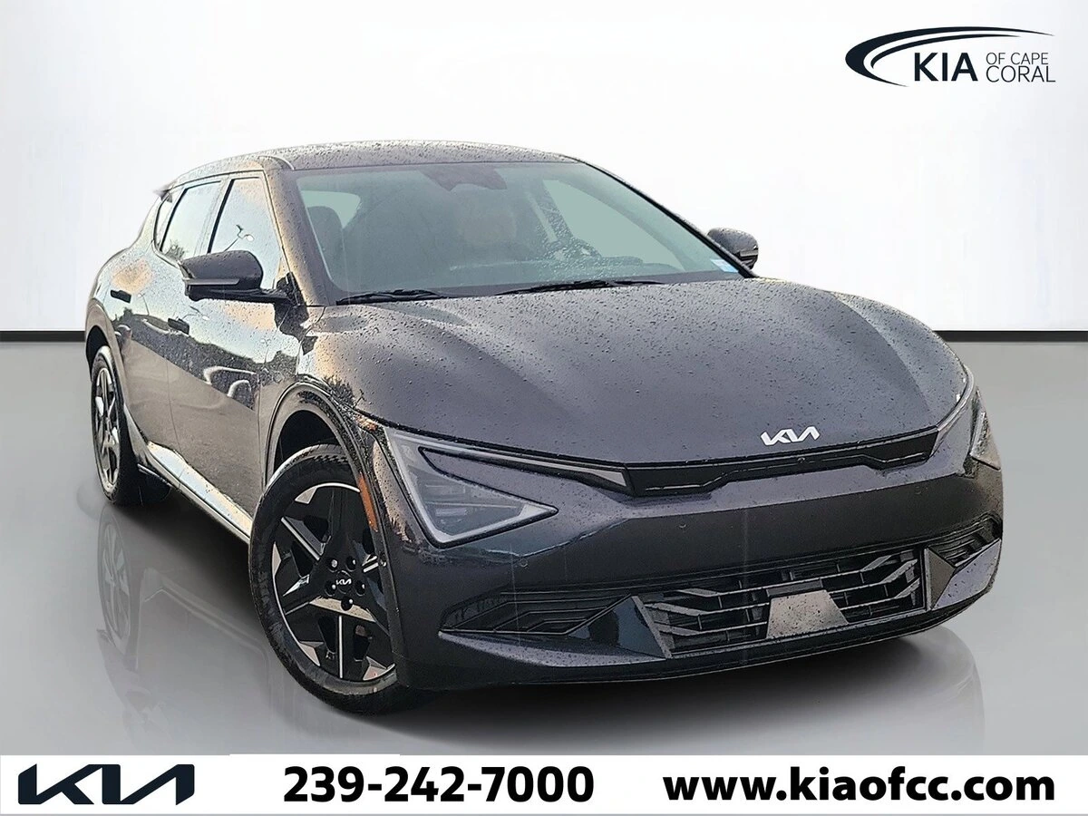 2026 Kia EV6 Wind's photo