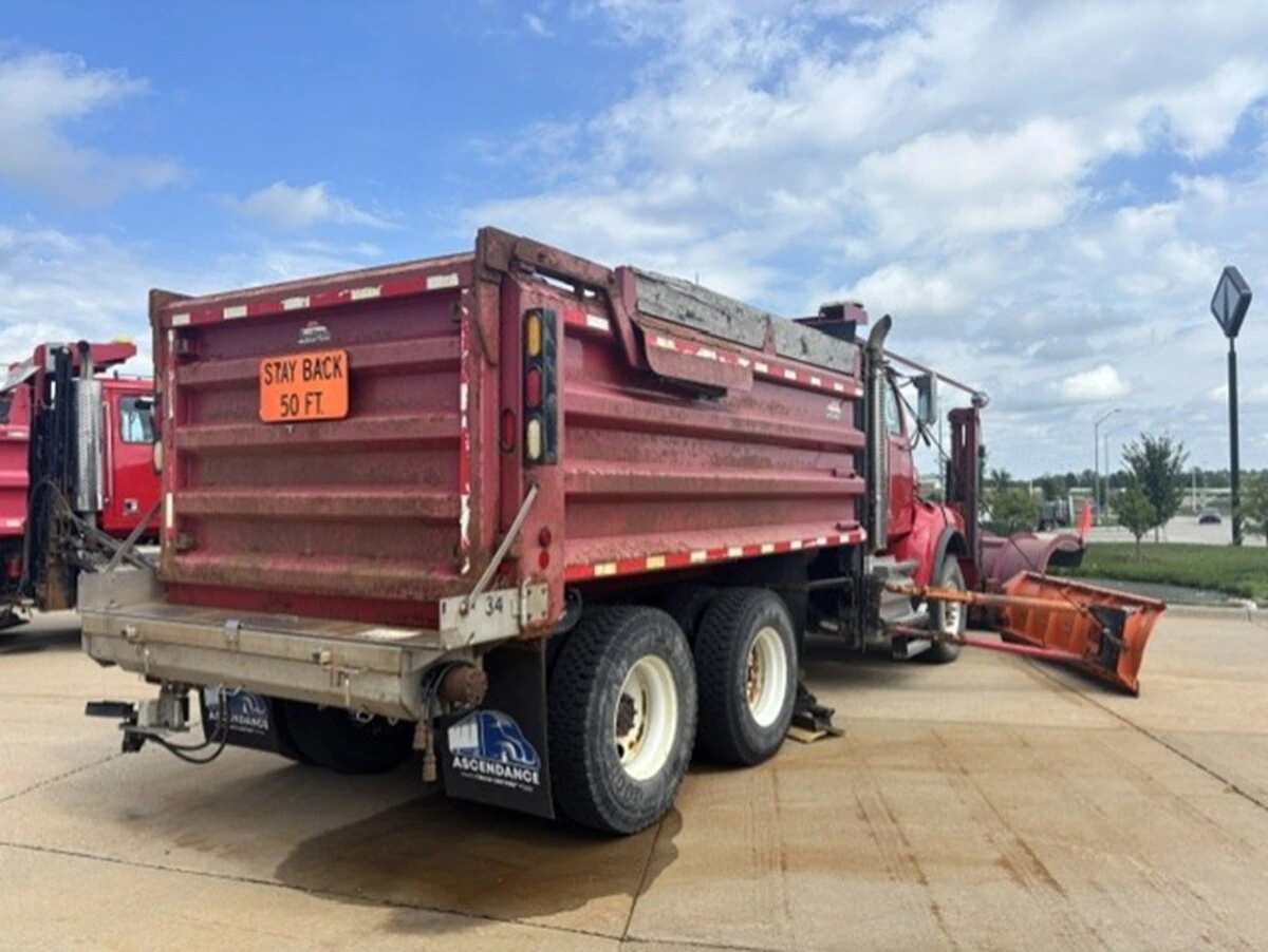 2013 Western Star 4900 in Cedar Rapids, IA — photo 4