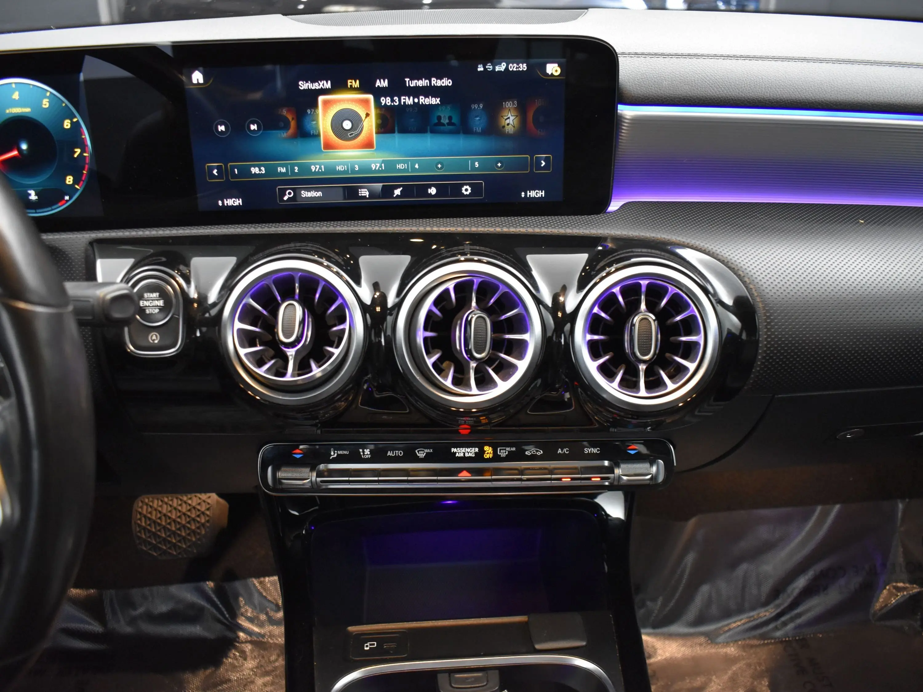 2022 Mercedes Benz CLA 250 4MATIC photo 14