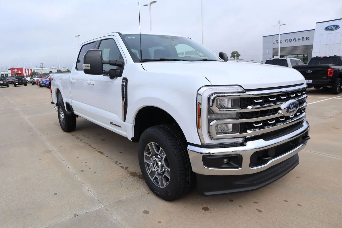 2026 Ford F-250 Lariat 4x4 Crew Cab 6-3/4' Box's photo