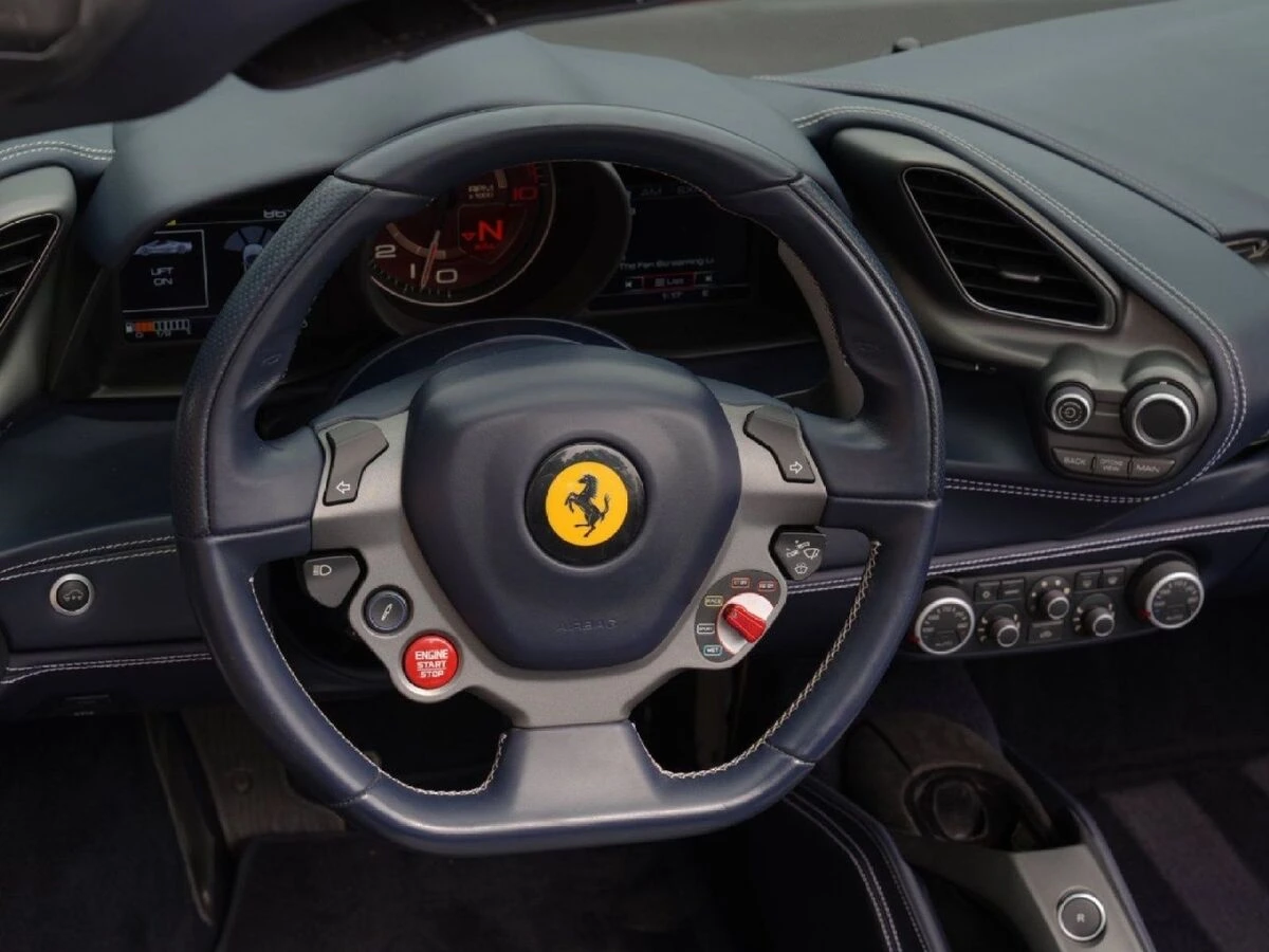 2017 Ferrari 488 GTB Base - Photo 18