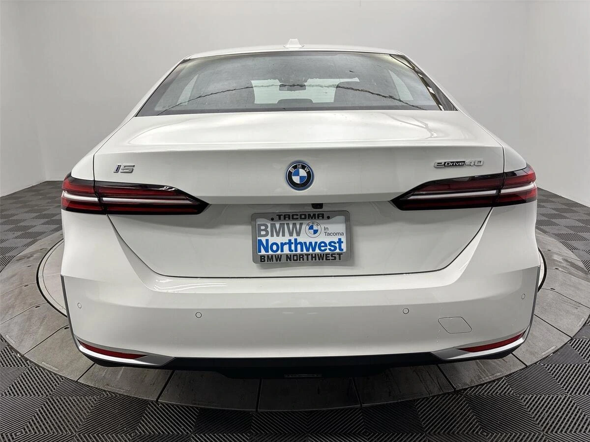 2026 BMW i5 40 - Photo 15